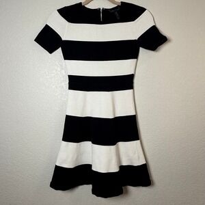 BCBGMAXAZRIA Dress XS Black White Striped Short Sleeve Fit and Flare Career